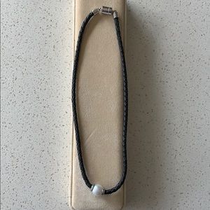 Pearl & Leather Designer Choker